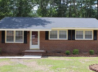 127 Robinhood Rd, Hartsville, SC 29550