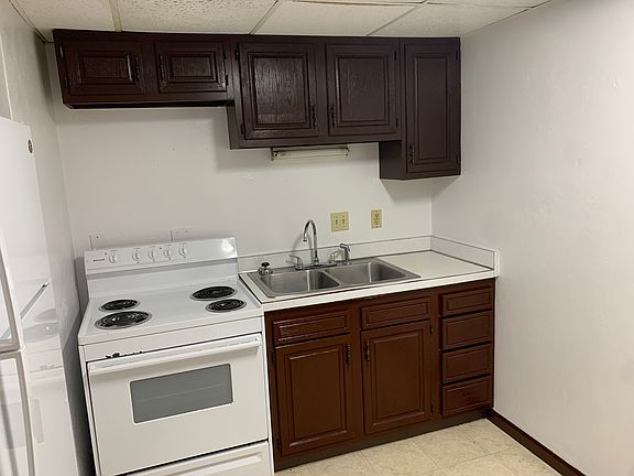 4th image of 5102 Shannon Dr #215