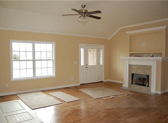 4th image of 1250 Eastland Dr Lot 68