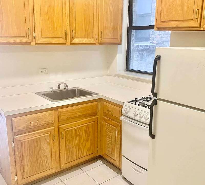1st image of 208 W 80th St #3BA