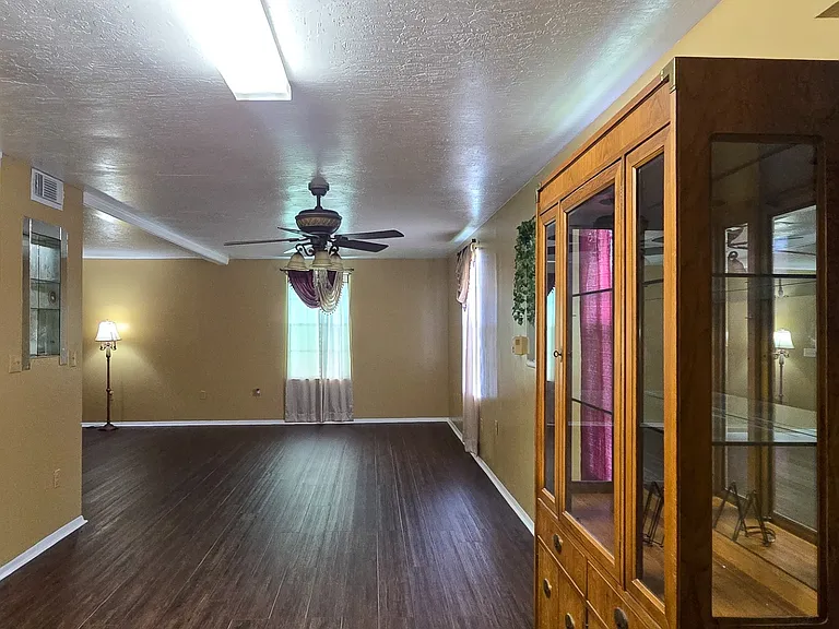 3788 W Railroad Ave — Photo 9