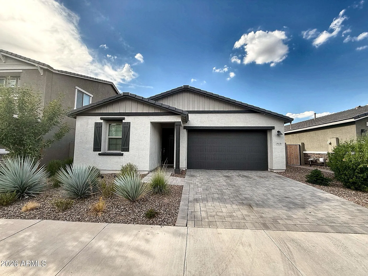3 bed, 2.0 bath, 1375 sqft, $2,400 — Photo 1