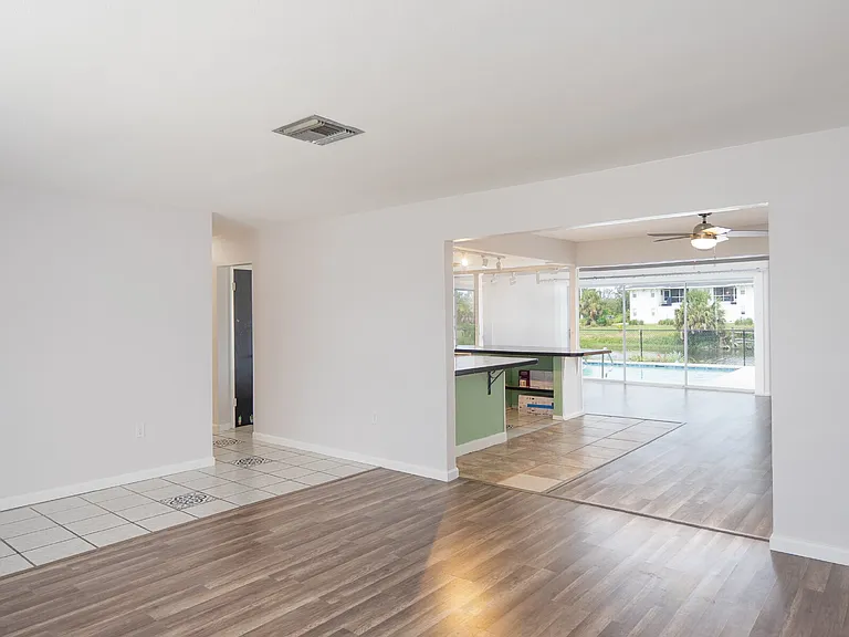 143 Rotonda Cir — Photo 13