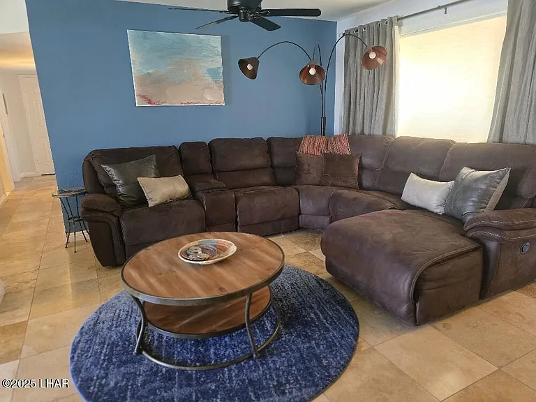 2715 Shasta Ln — Photo 11
