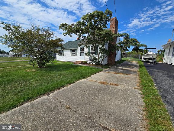 3rd image of 31 Wynfall Ave