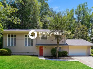 1039 Huntingdon Ct, Stone Mountain, GA 30083