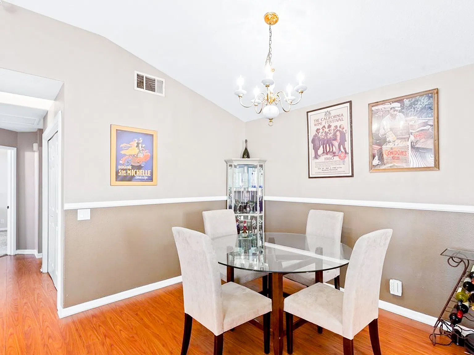8060 E Goldenrod Ln — Photo 4