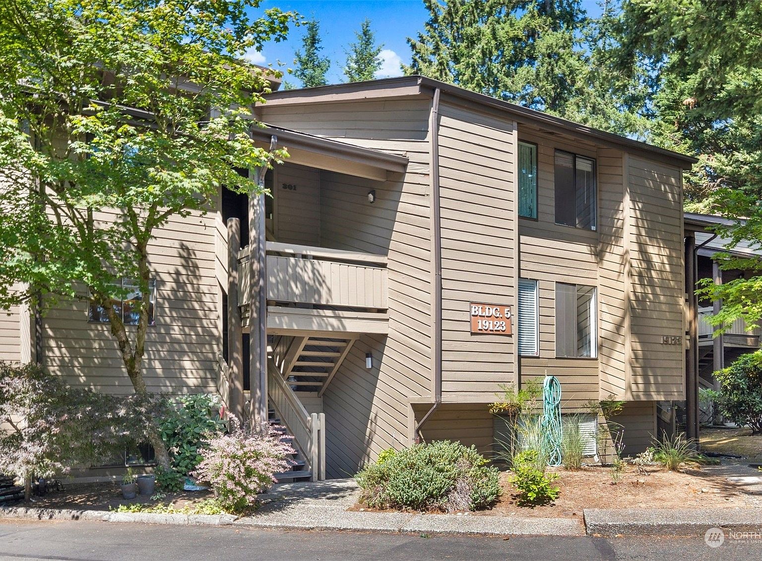 19123 Ballinger Way NE UNIT 302, Lake Forest Park, WA 98155 Zillow