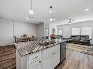 1029 Great Barracuda Ln, Alvin, TX 77511