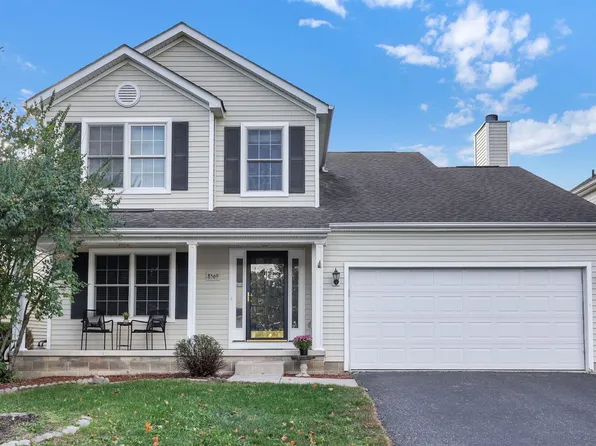 8569 Fernbrook Dr, Lewis Center, OH 43035