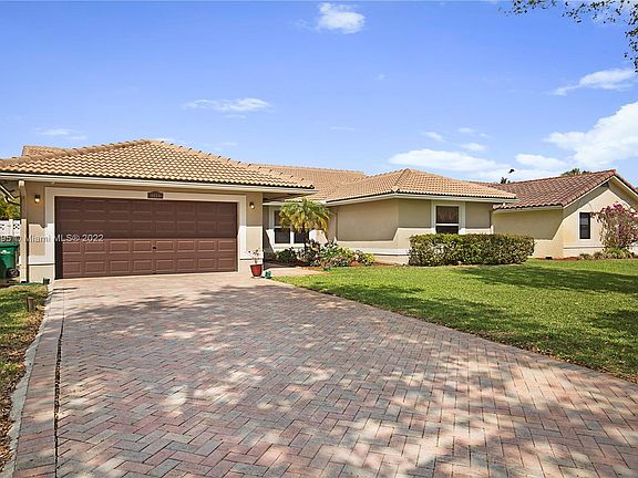 5th image of 9665 NW 25th Ct