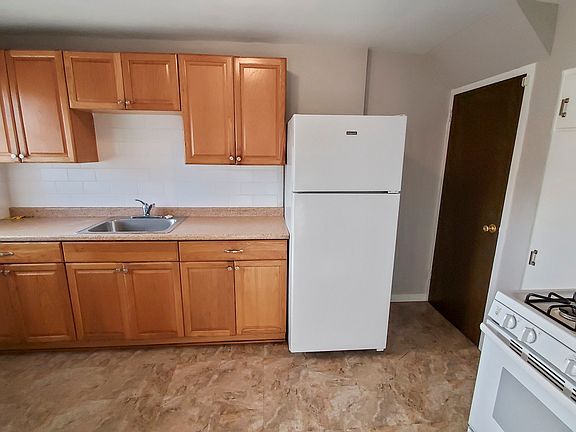 2nd image of 3578 Western Ave