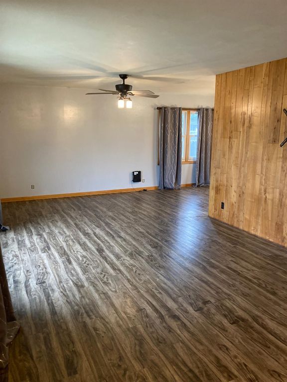 527 S Brian St, Meade, KS - View 4