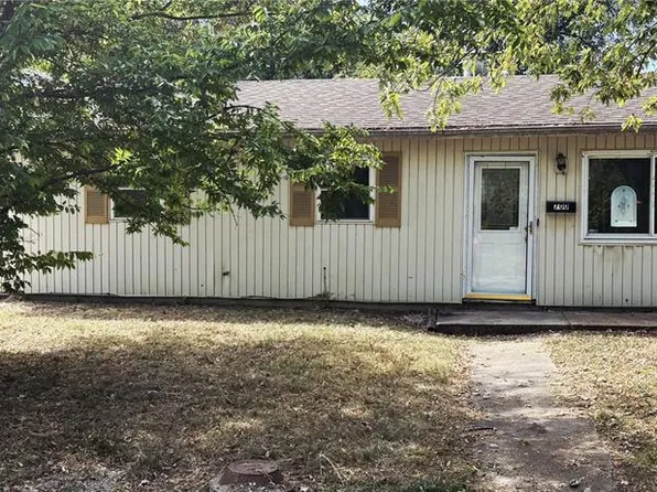 700 E 5th St, Cahokia, IL 62206