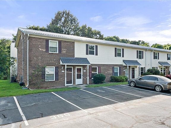 2nd image of 360 Cedarbrook Ct