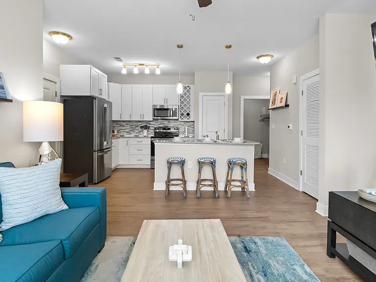 Addison Ridge Apartments — Photo 59
