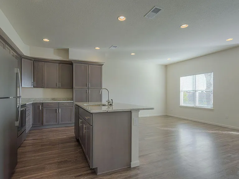 Willow Chase Twin Homes — Photo 52