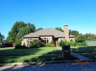 3704 S Mimosa Ave W, Broken Arrow, OK 74011