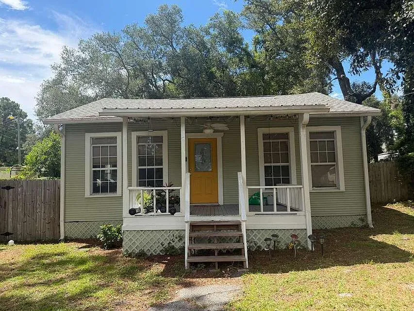 2 bed, 1092 sqft, $1,725 — Photo 2