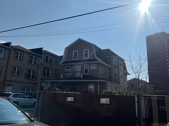 2nd image of 2955 Far Rockaway Blvd