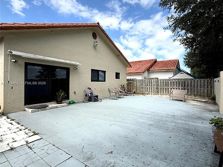 8731 NW 153rd Ter — Photo 23