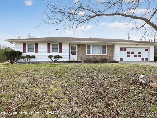 3187 S Canfield Rd, Eaton Rapids, MI 48827