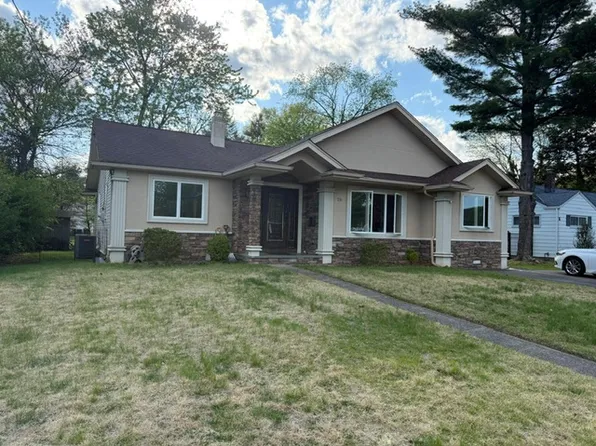20 Harlow Cres, Fair Lawn, NJ 07410