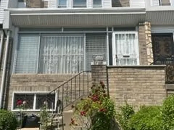 1732 N Robinson St, Philadelphia, PA 19151