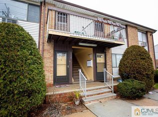 1339 Cricket Ln #1339, Woodbridge, NJ 07095