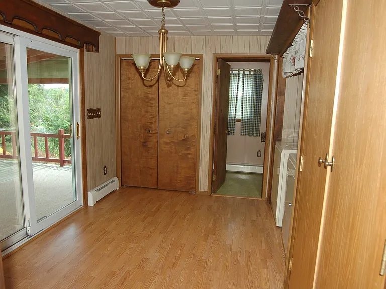 103 W Penn St — Photo 11