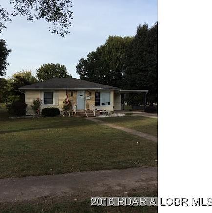1st image of 109 W Brockman Ave