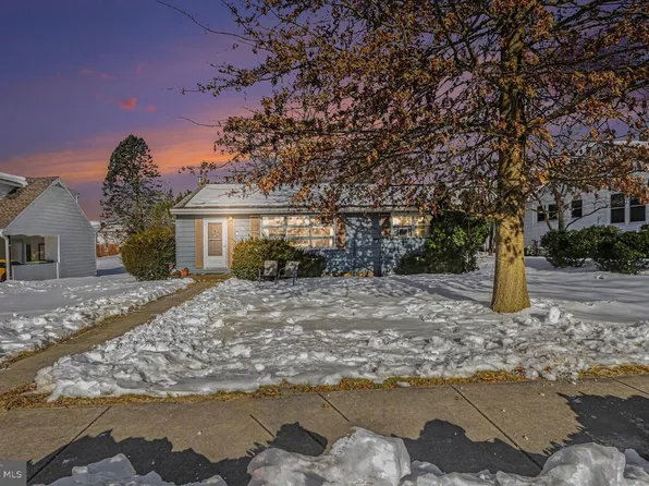 711 Coolidge St, New Cumberland, PA 17070