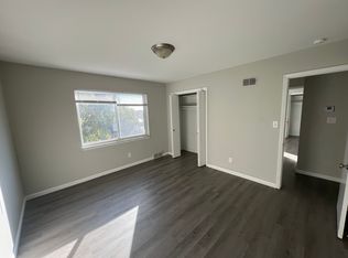 202 N Morse Ave, Liberty, MO 64068