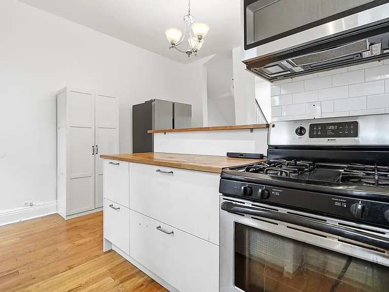 491 Mercer St #2 — Photo 14