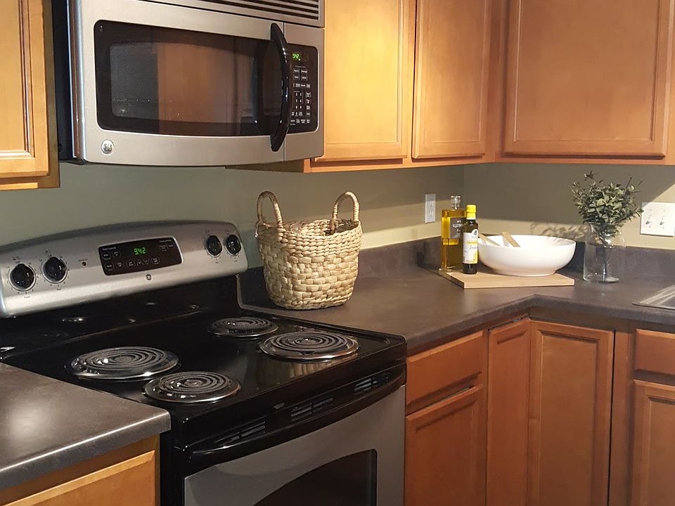 New Cabinets and Appliances