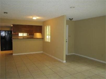 2nd image of 1001 Alden Ave