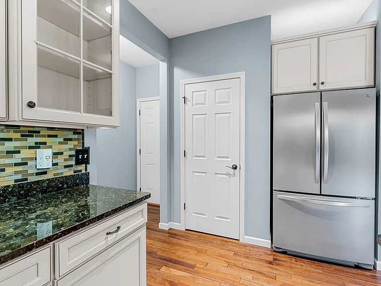 615 Derby Way Dr — Photo 26