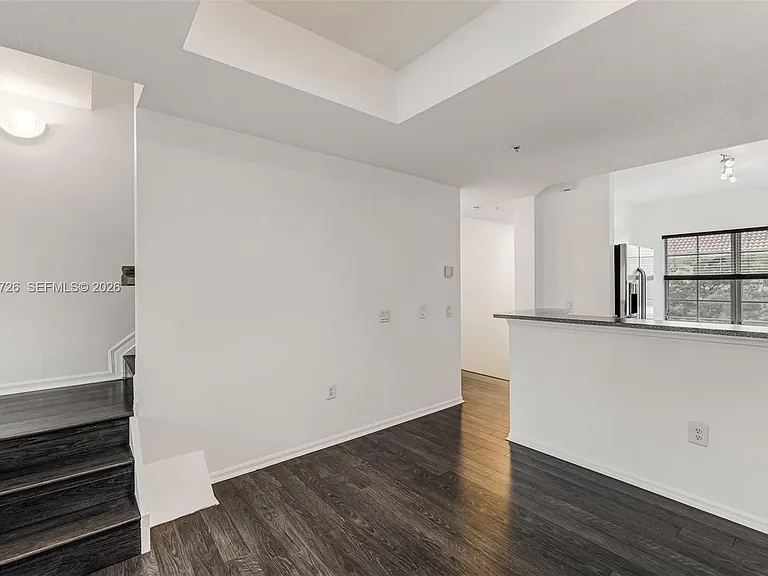 8900 NE 8th Ave #1107 — Photo 18