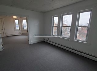 131 High St APT 5, Waltham, MA 02453