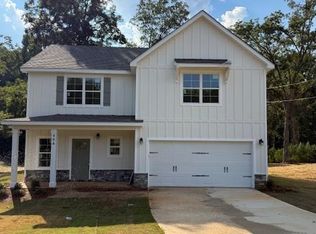 494 Stringer Weeks Rd, Smiths Station, AL 36877