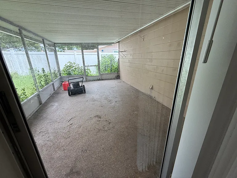 7105 Mayfield Dr — Photo 21
