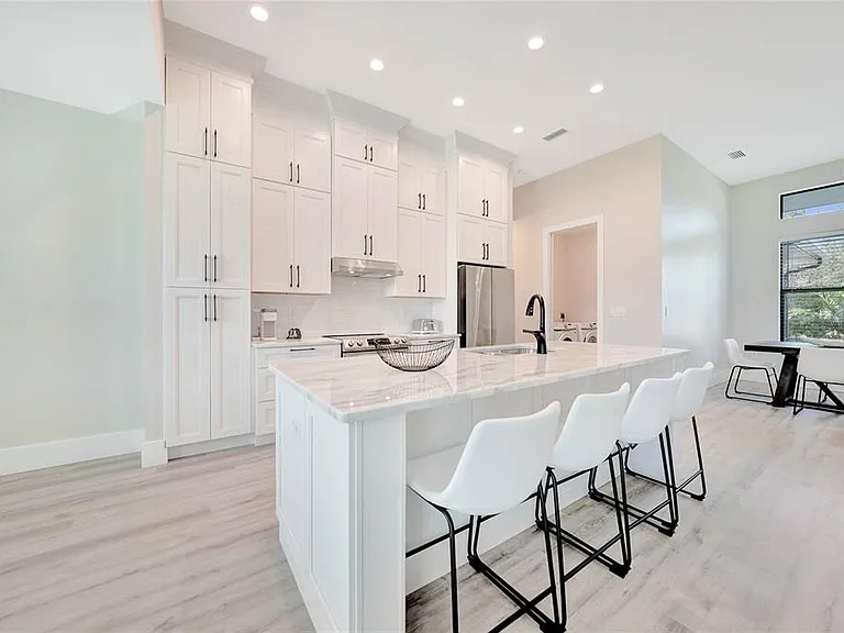 3600 Cincinnati St — Photo 12