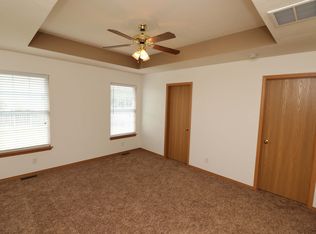 4451 N Gladys Ave, Springfield, MO 65803