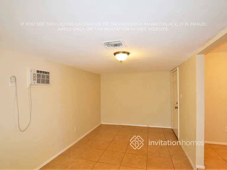 13450 N 36th Pl — Photo 6