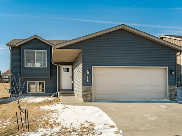 3932 Orchardview Ln NW, Rochester, MN 55901