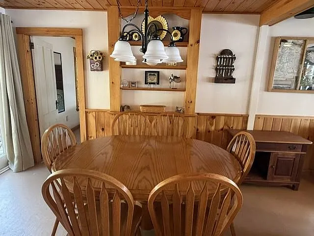 4 bed, 1.5 bath, 1158 sqft, $20,000 — Photo 4