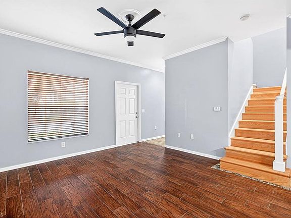 5th image of 3258 Tamara Dr APT 2