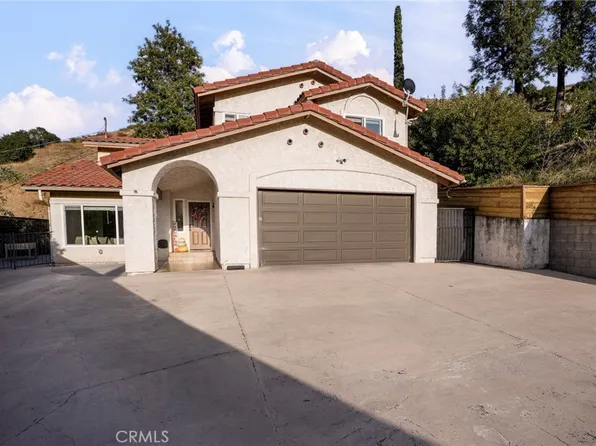 10110 Sunland Blvd, Sunland, CA 91040