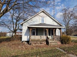 706 Huntsville Rd, Winchester, IN 47394