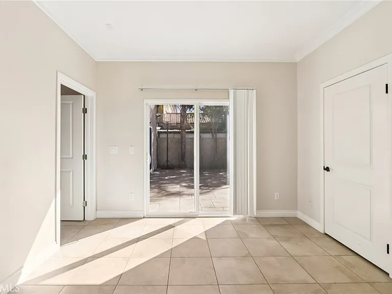 7659 Coldwater Canyon Ct — Photo 30